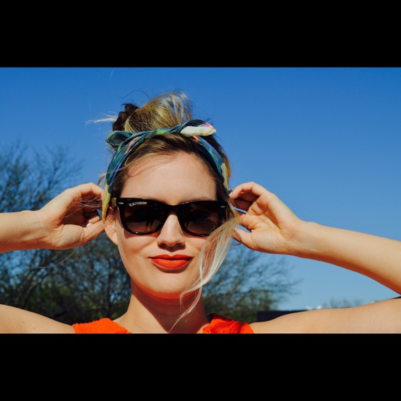 Meet your Posher, Whitney - Picture 4 of 8